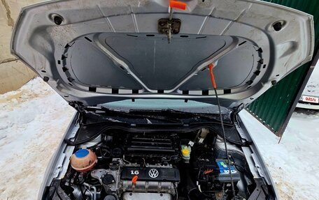 Volkswagen Polo VI (EU Market), 2011 год, 700 000 рублей, 5 фотография