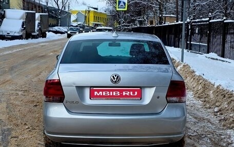 Volkswagen Polo VI (EU Market), 2011 год, 700 000 рублей, 4 фотография