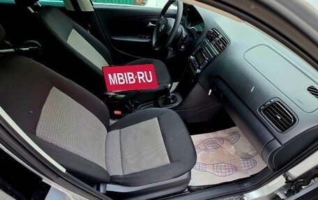 Volkswagen Polo VI (EU Market), 2011 год, 700 000 рублей, 7 фотография