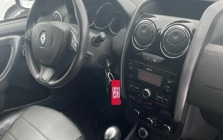 Renault Duster I рестайлинг, 2017 год, 1 263 000 рублей, 12 фотография