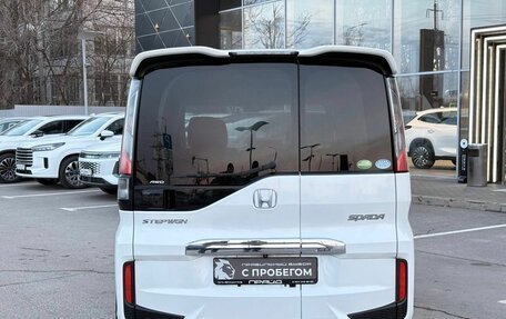 Honda Stepwgn IV, 2016 год, 2 319 900 рублей, 5 фотография