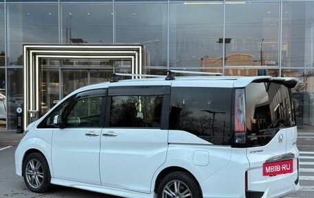 Honda Stepwgn IV, 2016 год, 2 319 900 рублей, 4 фотография