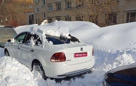 Volkswagen Polo VI (EU Market), 2018 год, 750 000 рублей, 1 фотография