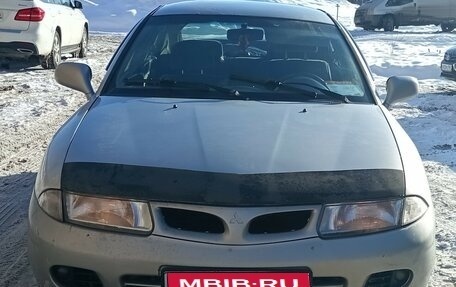 Mitsubishi Carisma I, 1997 год, 250 000 рублей, 1 фотография