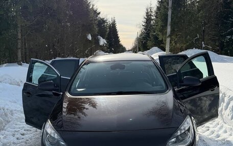 Opel Astra J, 2014 год, 1 300 000 рублей, 4 фотография