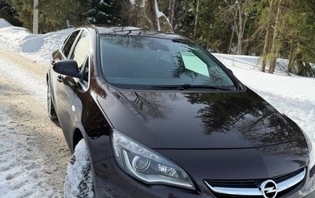 Opel Astra J, 2014 год, 1 300 000 рублей, 2 фотография