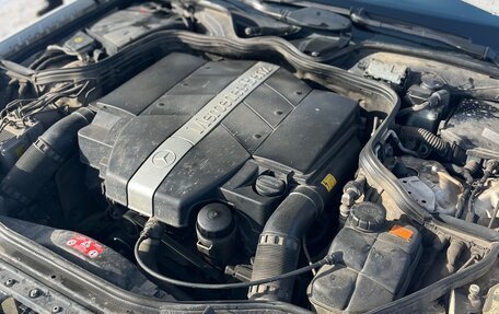 Mercedes-Benz E-Класс, 2003 год, 1 300 000 рублей, 7 фотография