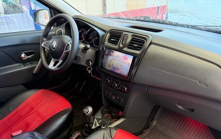 Renault Logan II, 2015 год, 655 000 рублей, 11 фотография