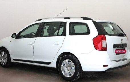 Dacia Logan II, 2017 год, 990 000 рублей, 2 фотография