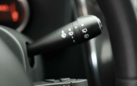 Dacia Logan II, 2017 год, 990 000 рублей, 9 фотография