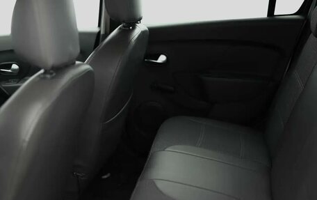 Dacia Logan II, 2017 год, 990 000 рублей, 13 фотография