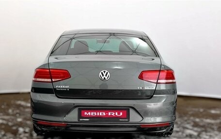 Volkswagen Passat B8 рестайлинг, 2016 год, 1 350 000 рублей, 4 фотография