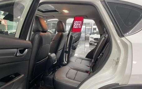 Mazda CX-5 II, 2022 год, 1 915 000 рублей, 12 фотография