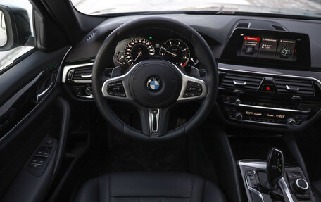 BMW 5 серия, 2019 год, 3 559 000 рублей, 13 фотография