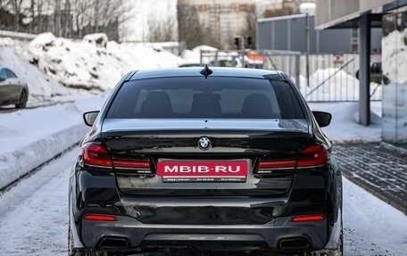 BMW 5 серия, 2019 год, 3 559 000 рублей, 8 фотография