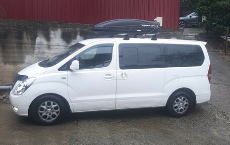 Hyundai Grand Starex Grand Starex I рестайлинг 2, 2008 год, 1 000 000 рублей, 2 фотография