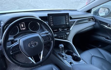 Toyota Camry, 2021 год, 2 450 000 рублей, 5 фотография