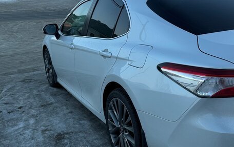 Toyota Camry, 2021 год, 2 450 000 рублей, 7 фотография