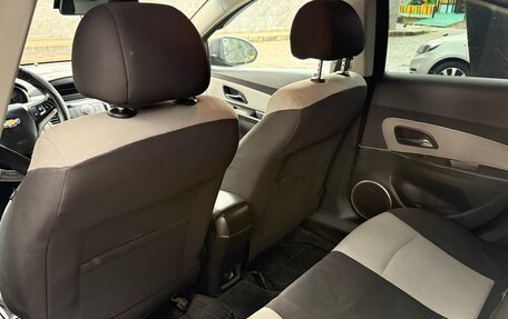 Chevrolet Cruze II, 2011 год, 615 000 рублей, 7 фотография