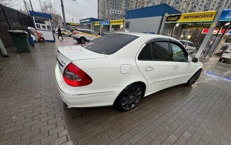 Mercedes-Benz E-Класс, 2008 год, 1 300 000 рублей, 6 фотография