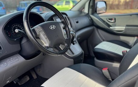 Hyundai H-1 II рестайлинг, 2013 год, 1 670 000 рублей, 7 фотография