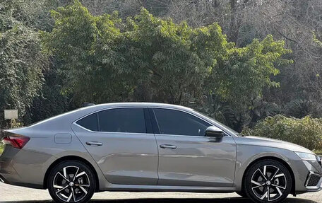 Skoda Octavia IV, 2022 год, 2 000 000 рублей, 9 фотография