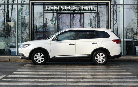 Mitsubishi Outlander III рестайлинг 3, 2016 год, 1 445 000 рублей, 2 фотография