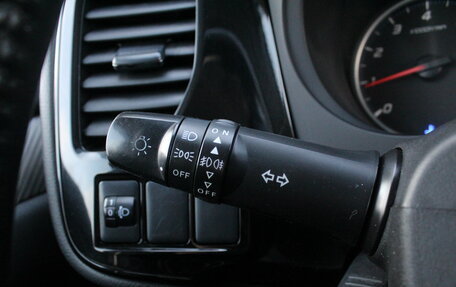 Mitsubishi Outlander III рестайлинг 3, 2016 год, 1 445 000 рублей, 9 фотография