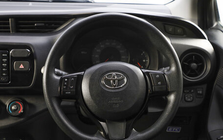 Toyota Vitz, 2018 год, 1 139 000 рублей, 13 фотография