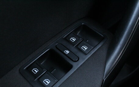 Volkswagen Polo VI (EU Market), 2010 год, 650 000 рублей, 18 фотография