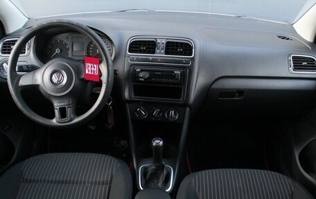 Volkswagen Polo VI (EU Market), 2010 год, 650 000 рублей, 12 фотография