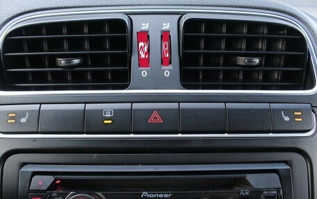 Volkswagen Polo VI (EU Market), 2010 год, 650 000 рублей, 22 фотография