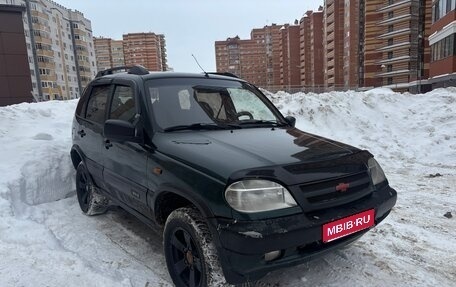 Chevrolet Niva I рестайлинг, 2003 год, 250 000 рублей, 1 фотография