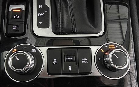 Volkswagen Touareg III, 2017 год, 3 100 000 рублей, 13 фотография