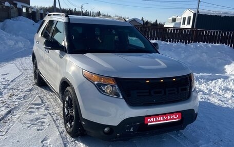 Ford Explorer VI, 2014 год, 1 800 000 рублей, 17 фотография