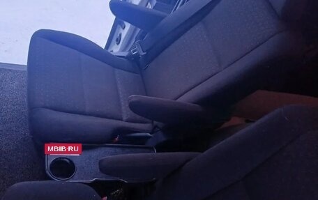 Toyota Noah III, 2015 год, 1 950 000 рублей, 11 фотография