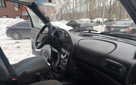 Chevrolet Niva I рестайлинг, 2003 год, 250 000 рублей, 14 фотография