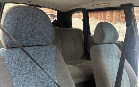 Chevrolet Niva I рестайлинг, 2003 год, 250 000 рублей, 18 фотография