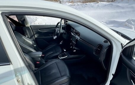 KIA Rio IV, 2017 год, 1 550 000 рублей, 8 фотография