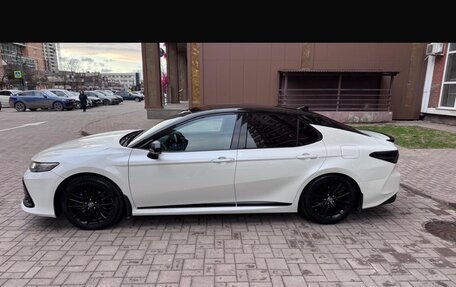 Toyota Camry, 2021 год, 3 250 000 рублей, 3 фотография