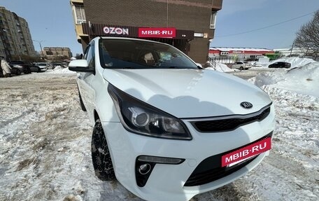 KIA Rio IV, 2017 год, 1 550 000 рублей, 5 фотография
