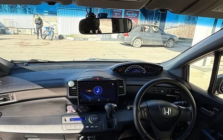 Honda Freed I, 2015 год, 1 325 000 рублей, 5 фотография