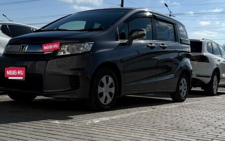 Honda Freed I, 2015 год, 1 325 000 рублей, 4 фотография