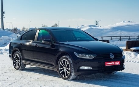 Volkswagen Passat B8 рестайлинг, 2019 год, 2 400 000 рублей, 1 фотография
