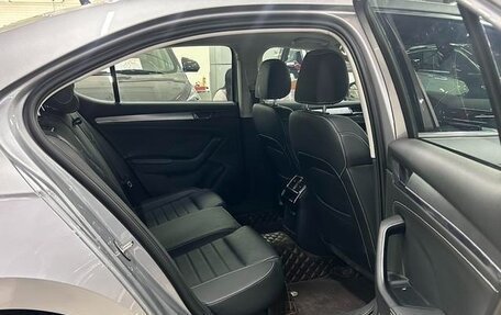 Skoda Superb III рестайлинг, 2024 год, 2 690 000 рублей, 10 фотография