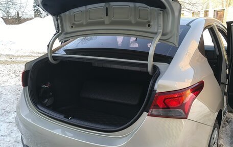 Hyundai Solaris II рестайлинг, 2019 год, 1 450 000 рублей, 9 фотография