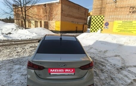 Hyundai Solaris II рестайлинг, 2019 год, 1 450 000 рублей, 3 фотография