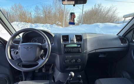 ЛуАЗ Patriot, 2014 год, 980 000 рублей, 9 фотография