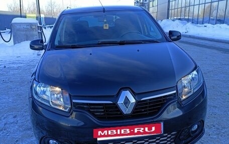 Renault Sandero II рестайлинг, 2015 год, 730 000 рублей, 3 фотография