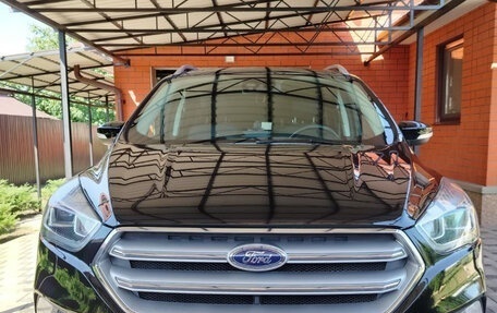 Ford Kuga III, 2018 год, 1 850 000 рублей, 2 фотография